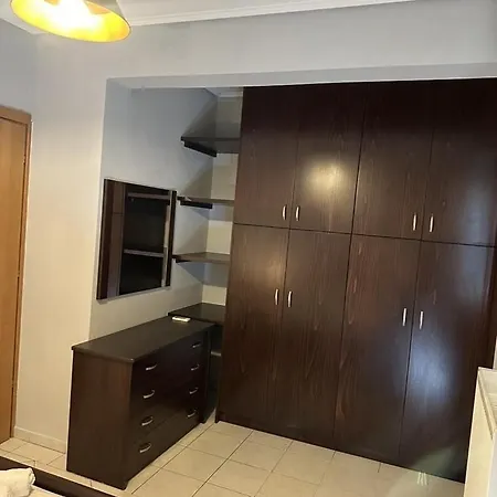 El_maisonette Apartment *